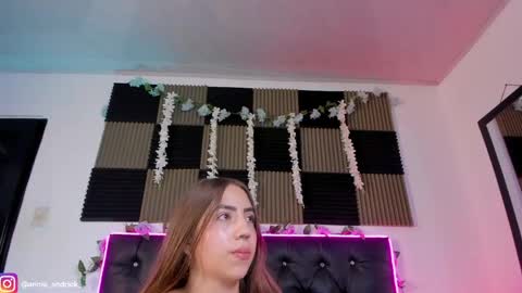 Snapshot of _annie_andrick_ chatting on June 1, 2026, 9:11 am Annie Andrick online show from June 1, 2026, 9:11 am