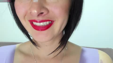 antonia online show from February 25, 2025, 10:18 pm