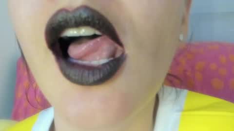 antonia online show from July 7, 2026, 9:52 pm