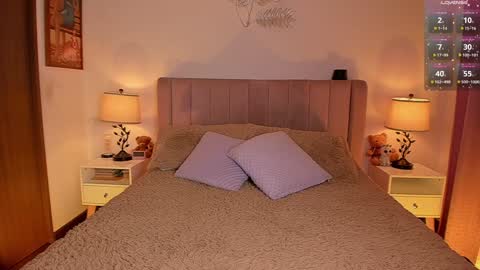 Snapshot of _arimonserrat chatting on December 17, 2024, 3:17 am Ari Insta arimonserrat12 Onlyfans arieljustice online show from December 17, 2024, 3:17 am