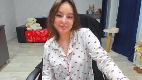 Snapshot of _arina_cox__ chatting on December 3, 2024, 10:50 am Arina online show from December 3, 2024, 10:50 am