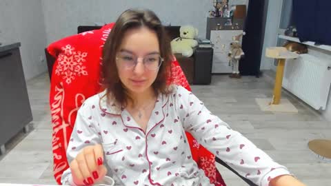 Snapshot of _arina_cox__ chatting on December 15, 2024, 3:31 pm Arina online show from December 15, 2024, 3:31 pm