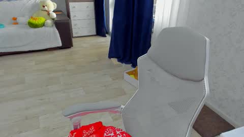 Snapshot of _arina_cox__ chatting on October 16, 2025, 11:00 am Arina online show from October 16, 2025, 11:00 am