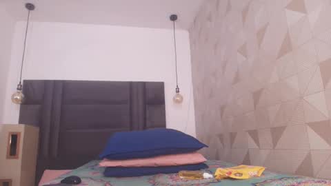 Snapshot of _arle_ chatting on February 25, 2025, 12:03 pm Arlet online show from February 25, 2025, 12:03 pm