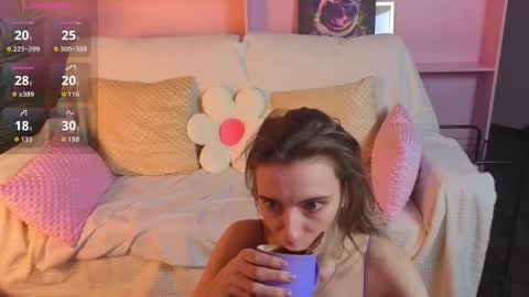 Snapshot of _ash_leyy_ chatting on May 15, 2026, 1:23 am _ash_leyy_ online show from May 15, 2026, 1:23 am