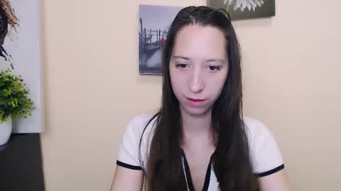 Snapshot of _astraia_ chatting on June 29, 2026, 10:15 am _astraia_ online show from June 29, 2026, 10:15 am