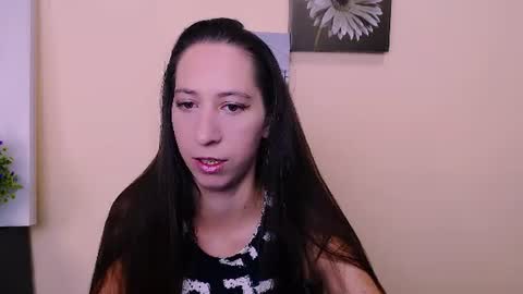Snapshot of _astraia_ chatting on July 14, 2026, 6:18 am _astraia_ online show from July 14, 2026, 6:18 am