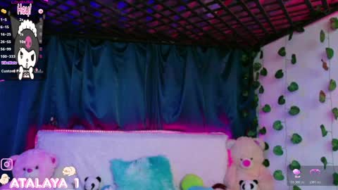 Snapshot of _atalaya_ chatting on June 5, 2026, 6:52 am independent model atalaya online show from June 5, 2026, 6:52 am