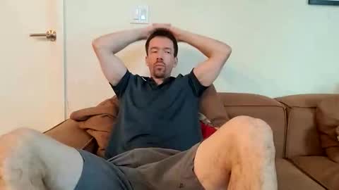 _b_h_c_ online show from December 18, 2025, 11:00 pm