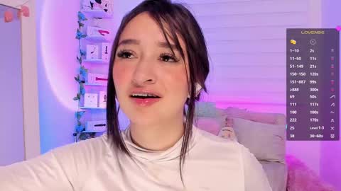 Andrea online show from February 9, 2025, 5:43 pm