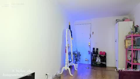 Snapshot of _bellaela chatting on February 27, 2025, 10:20 pm Ella online show from February 27, 2025, 10:20 pm