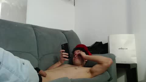 Snapshot of _bigcocktwink22cm chatting on September 25, 2025, 8:18 am _bigcocktwink22cm online show from September 25, 2025, 8:18 am