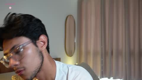 Snapshot of _billy_j chatting on December 14, 2025, 5:51 pm BILLY online show from December 14, 2025, 5:51 pm