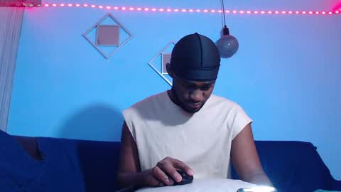Snapshot of _black_stallion chatting on June 4, 2026, 3:23 am Andrew online show from June 4, 2026, 3:23 am