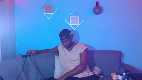 Snapshot of _black_stallion chatting on June 25, 2026, 3:17 am Andrew online show from June 25, 2026, 3:17 am