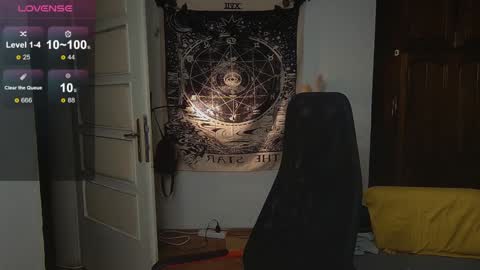 Snapshot of _blackpearl chatting on December 9, 2024, 3:44 pm Laura online show from December 9, 2024, 3:44 pm