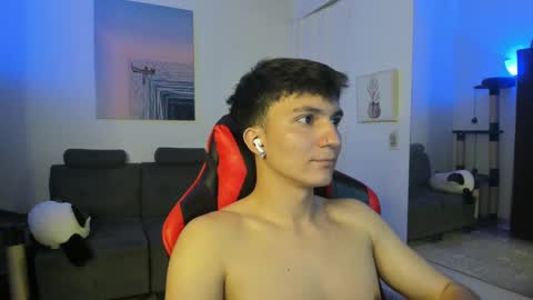 B L A K E online show from January 21, 2025, 8:08 am