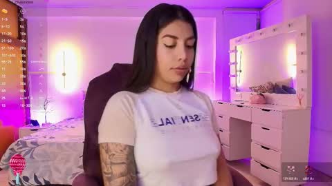 Snapshot of _blind_melon_ chatting on October 8, 2025, 3:59 am _blind_melon_ online show from October 8, 2025, 3:59 am