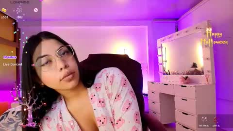 Snapshot of _blind_melon_ chatting on October 21, 2025, 3:40 am _blind_melon_ online show from October 21, 2025, 3:40 am