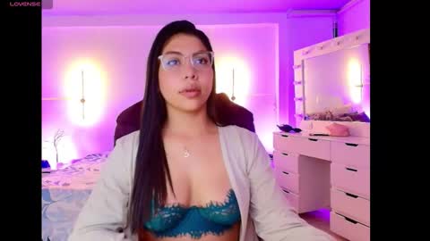 Snapshot of _blind_melon_ chatting on November 10, 2025, 3:38 am _blind_melon_ online show from November 10, 2025, 3:38 am