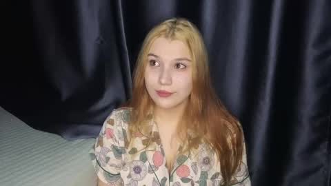 Snapshot of _blossom_breeze chatting on October 30, 2025, 12:17 pm Muse online show from October 30, 2025, 12:17 pm