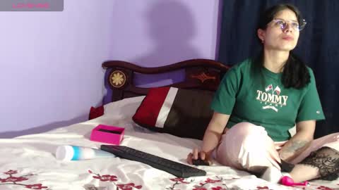 Snapshot of _boombom__ chatting on October 10, 2025, 11:26 pm _boombom__ online show from October 10, 2025, 11:26 pm