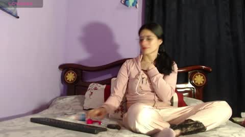 Snapshot of _boombom__ chatting on October 26, 2025, 12:05 am _boombom__ online show from October 26, 2025, 12:05 am