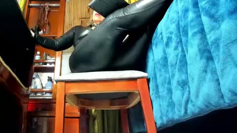 Snapshot of _brendamichel_ chatting on May 16, 2026, 12:37 pm Brenda online show from May 16, 2026, 12:37 pm