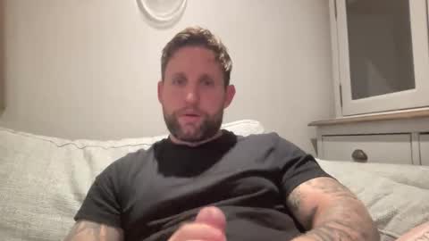 Snapshot of _british_hung_ chatting on September 20, 2025, 7:59 pm UK BigThick Cock online show from September 20, 2025, 7:59 pm