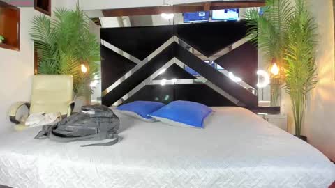 Candy online show from February 26, 2025, 6:11 pm