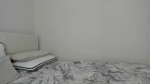   online show from February 15, 2026, 7:51 am