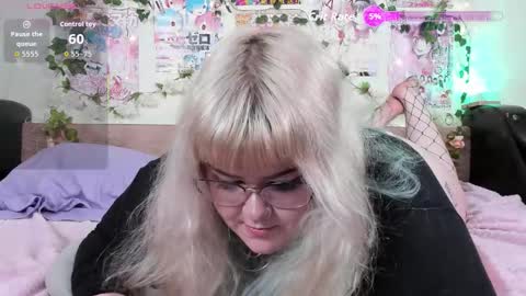 _candym1lky_ online show from March 8, 2026, 7:45 am