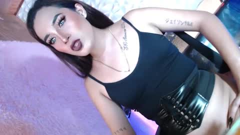 Snapshot of _caroline69 chatting on January 8, 2025, 2:57 am Caroline online show from January 8, 2025, 2:57 am