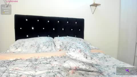 Snapshot of _cereza_ chatting on May 20, 2026, 9:43 pm Bella online show from May 20, 2026, 9:43 pm