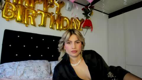 Snapshot of _cereza_ chatting on May 30, 2026, 10:07 pm Bella online show from May 30, 2026, 10:07 pm