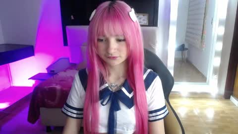 _charlotte_collins_ online show from April 27, 2026, 2:59 pm