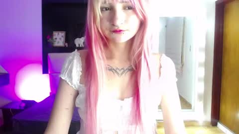 _charlotte_collins_ online show from June 23, 2026, 4:16 pm