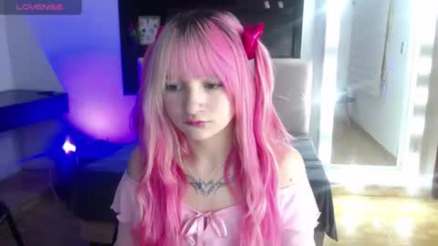 _charlotte_collins_ online show from July 1, 2026, 4:29 pm