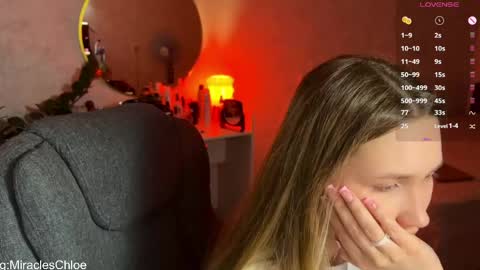 Snapshot of _chloe_miller_ chatting on May 18, 2026, 7:52 pm _chloe_miller_ online show from May 18, 2026, 7:52 pm