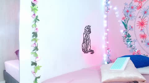 Snapshot of _chloeee chatting on January 13, 2025, 12:30 am Katy online show from January 13, 2025, 12:30 am