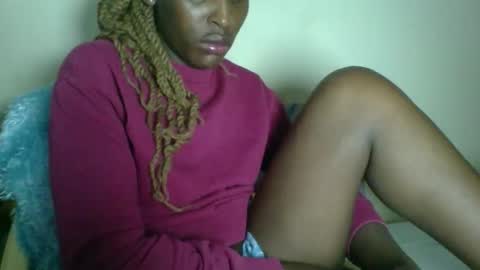 clara online show from December 5, 2025, 8:16 pm