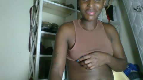 Snapshot of _clara01 chatting on May 26, 2026, 8:32 am clara online show from May 26, 2026, 8:32 am