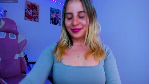  Chloe  online show from April 28, 2026, 12:09 am