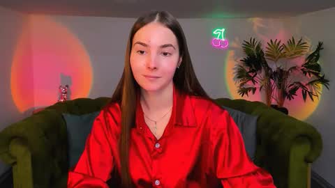 Erika online show from October 19, 2025, 8:20 pm