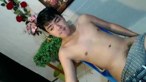 Snapshot of _cumwithrussel chatting on June 13, 2026, 5:27 am Russ online show from June 13, 2026, 5:27 am