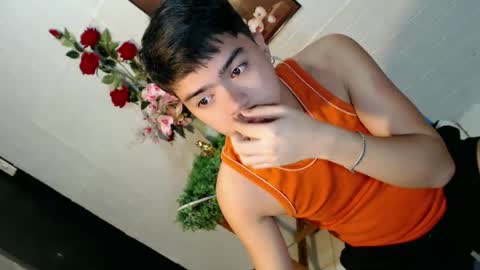 Snapshot of _cumwithrussel chatting on June 16, 2026, 2:14 am Russ online show from June 16, 2026, 2:14 am