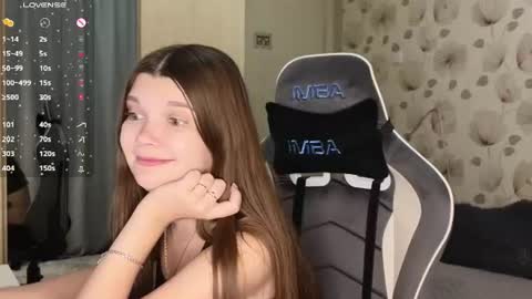 _cute_ice online show from July 28, 2026, 3:54 pm
