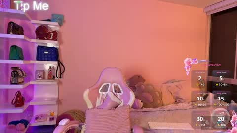 Snapshot of _cute_isabella_ chatting on June 3, 2026, 12:24 am _cute_isabella_ online show from June 3, 2026, 12:24 am