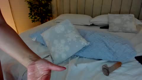 Snapshot of _dara_ chatting on January 5, 2025, 2:38 am Dara online show from January 5, 2025, 2:38 am