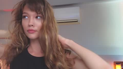 Snapshot of _demi_dee_ chatting on January 26, 2025, 5:56 am DemiDee online show from January 26, 2025, 5:56 am